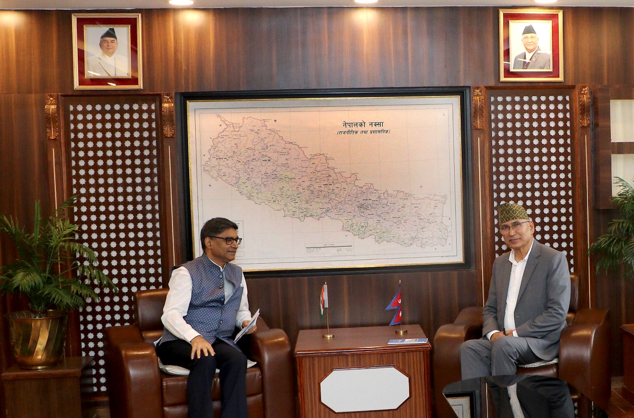 अर्थमन्त्री पौडेल र भारतीय विदेश सचिव मिस्रीबीच आर्थिक तथा विकास सहायताका विषयमा छलफल