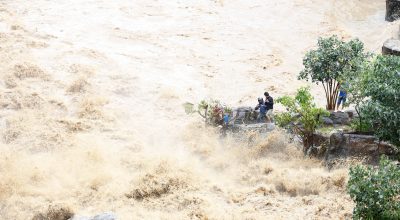 मन्त्रालयले भन्यो-चोभार गल्छीका ऐतिहासिक चट्टान हटाइँदैन