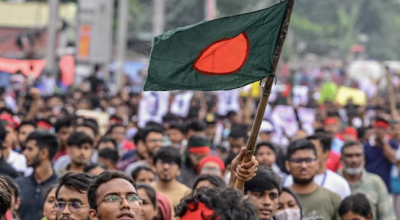 बङ्गलादेश : आन्दोलनका समय लुटिएका हतियार चुनावअघि फिर्ता गर्नेलाई पुरस्कार