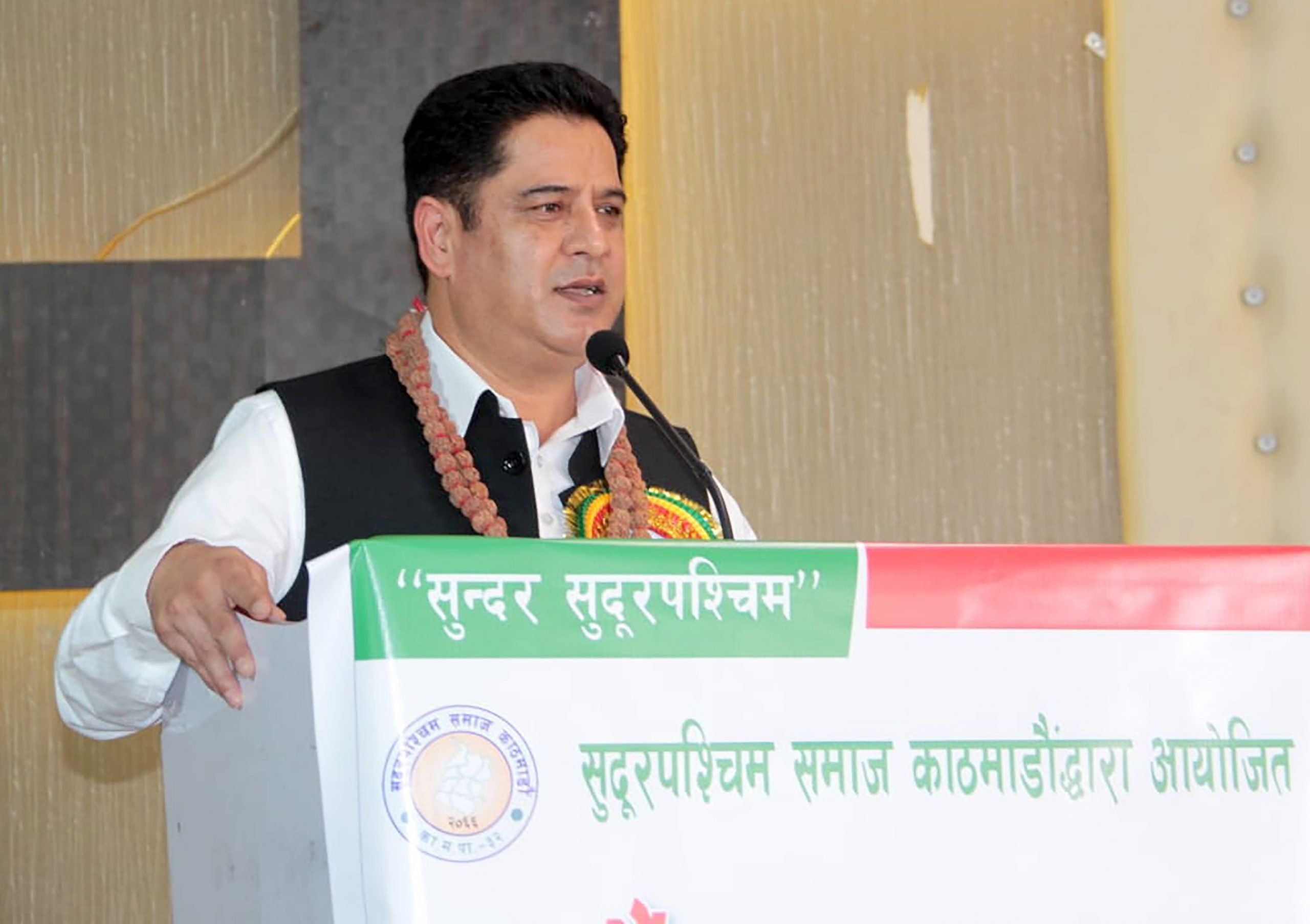 जनतामा देखिएको निराशा हटाउन सरकार प्रतिबद्ध छ: मन्त्री भण्डारी