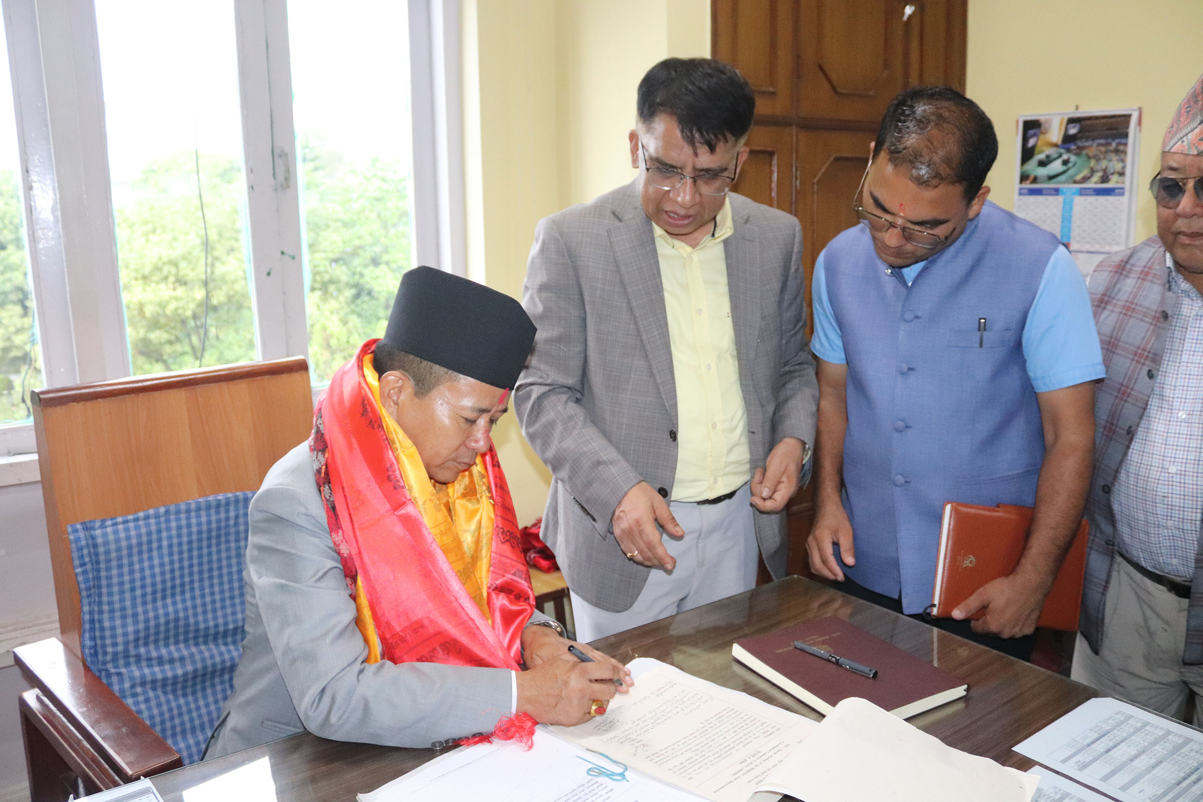 ऊर्जा राज्यमन्त्री तामाङ बर्खास्त