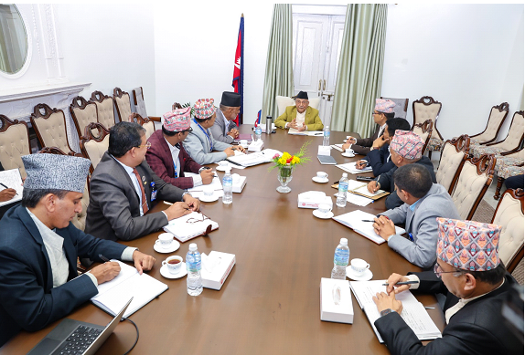 किसानलाई समयमै रासायनिक मल उपलब्ध गराउन प्रधानमन्त्रीको निर्देशन