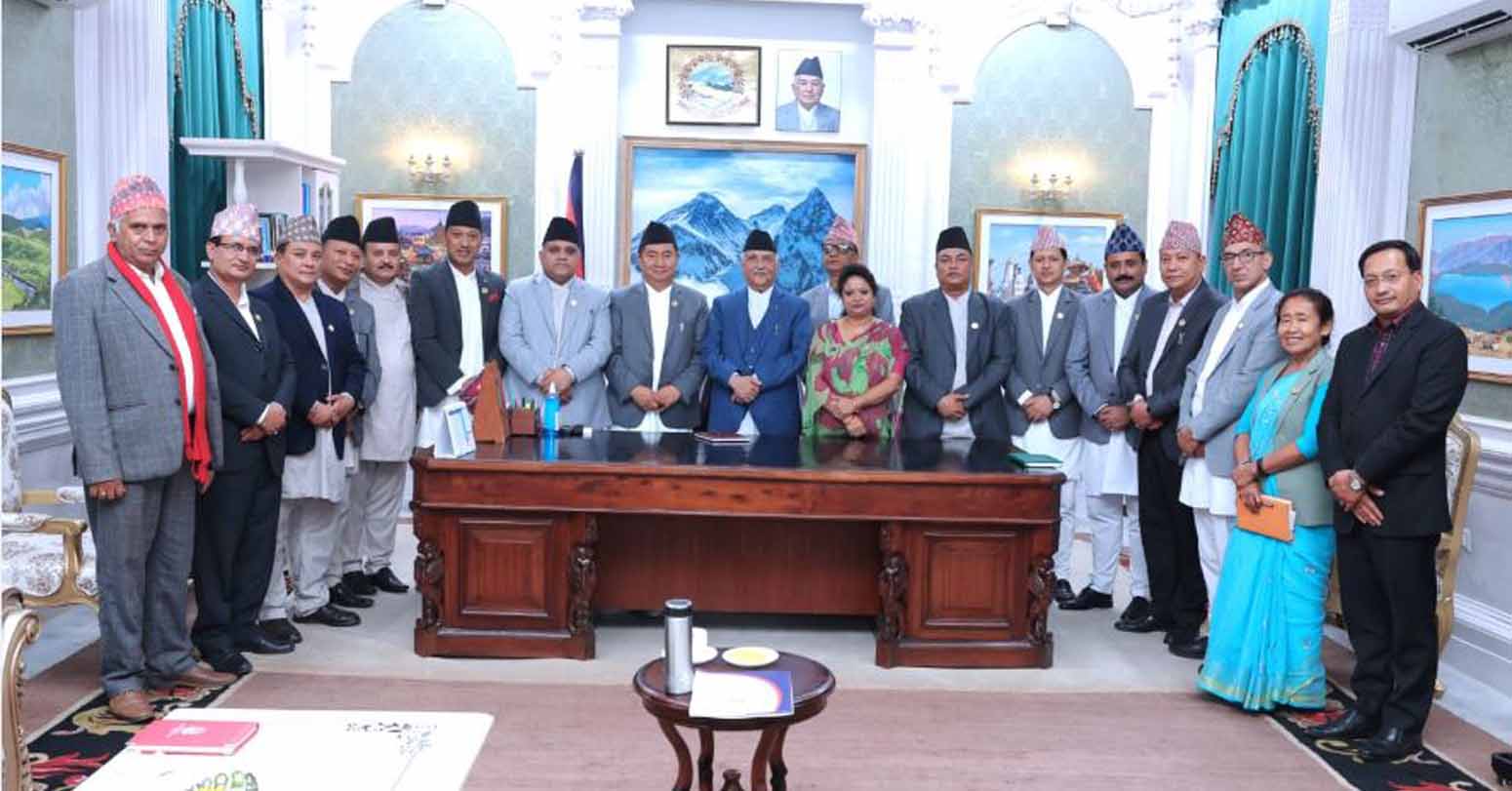 सङ्घीयता कार्यान्वयनसँगै जनतामा सेवा प्रवाह र निराशा चिर्न ठूला दलबीच सहकार्य : प्रधानमन्त्री