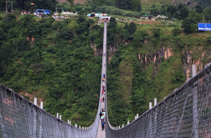 कुश्मामा पर्यटकीय चहलपहल बढ्दै, बञ्जिजम्प र जीपलाइनका लागि अग्रिम टिकट बुकिङ
