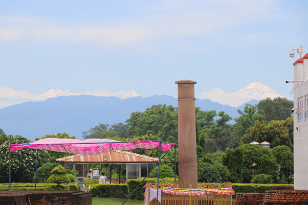 लुम्बिनीमा हिमशृङ्खलाका मनोरम दृश्यले पर्यटकलाई लोभ्यायो