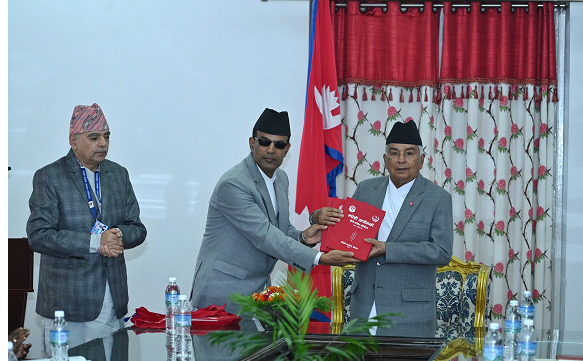राष्ट्रपति पौडेलसमक्ष मधेसी आयोगको वार्षिक प्रतिवेदन पेस