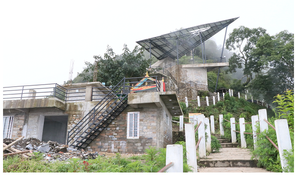 भौतिक संरचनाले कुरुप बन्दै पर्यटकीयस्थल मझुवागढी
