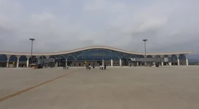 पोखरा विमानस्थल सञ्चालनका सम्बन्धमा होटल सङ्घद्वारा अर्थमन्त्री र युएईका राजदूतसँग भेट