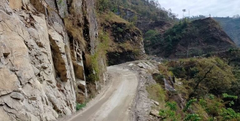 काठमाडौँ–हेटौँडा जोड्ने कान्तिलोकपथमा हलुका सवारीसाधन सञ्चालन