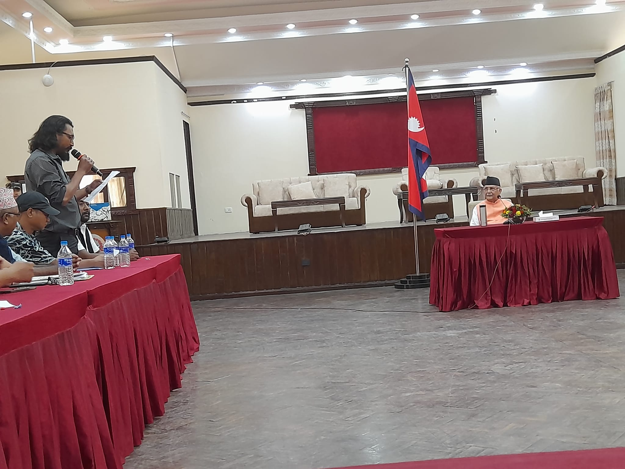 काठमाडौँका नदी किनारबाट थप २० मिटर संरचना बनाउन नपाइने फैसलामाथि सरकार भ्याकेटमा जाने