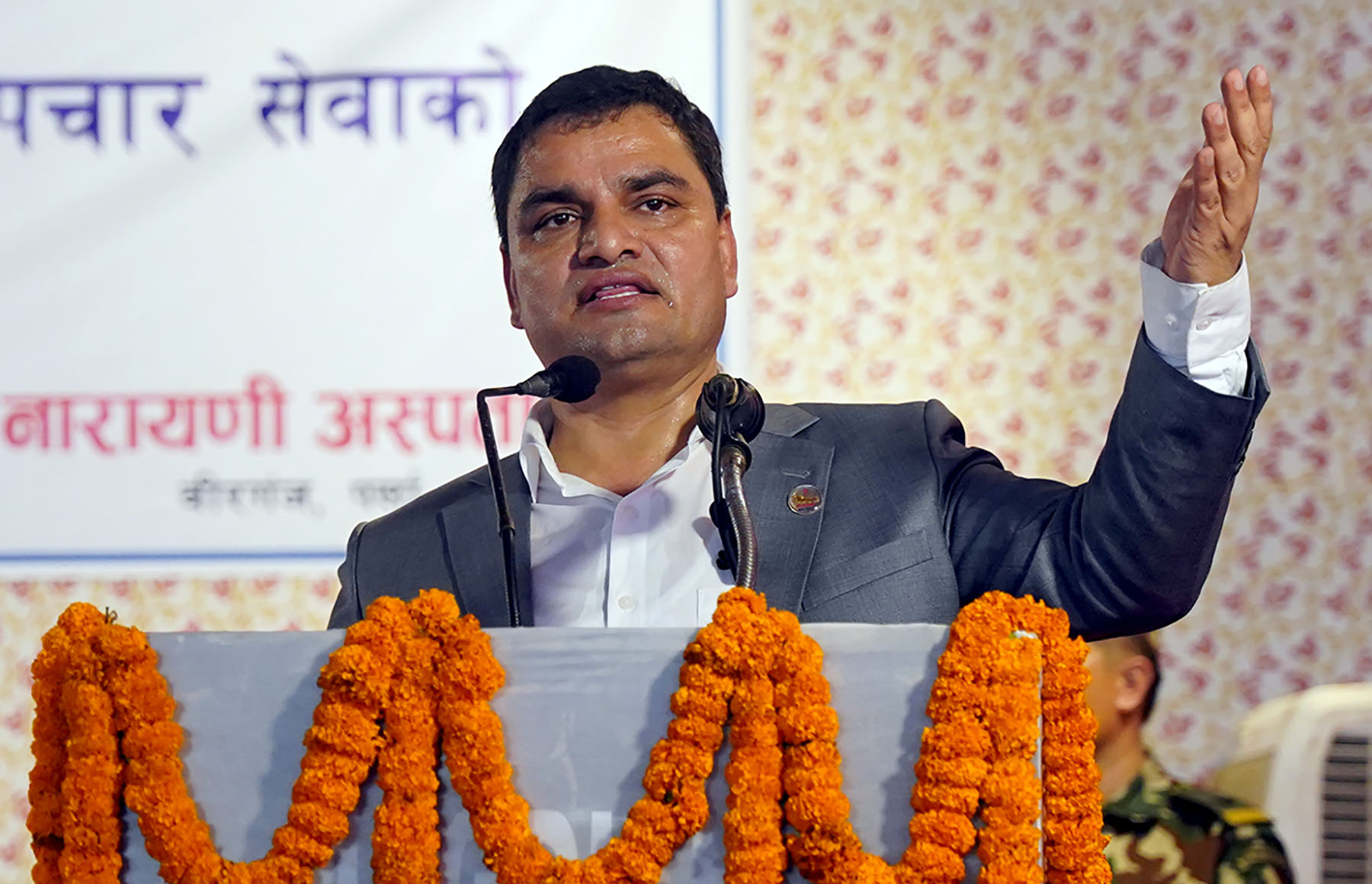 स्वास्थ्य क्षेत्रमा जनशक्ति थप गर्नसक्ने अवस्था छैनः मन्त्री पौडेल