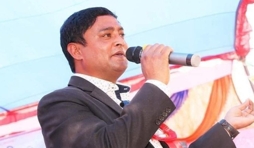 लोकगायक विष्णु खत्रीले १७औँ दसैँगीत ल्याउँदै