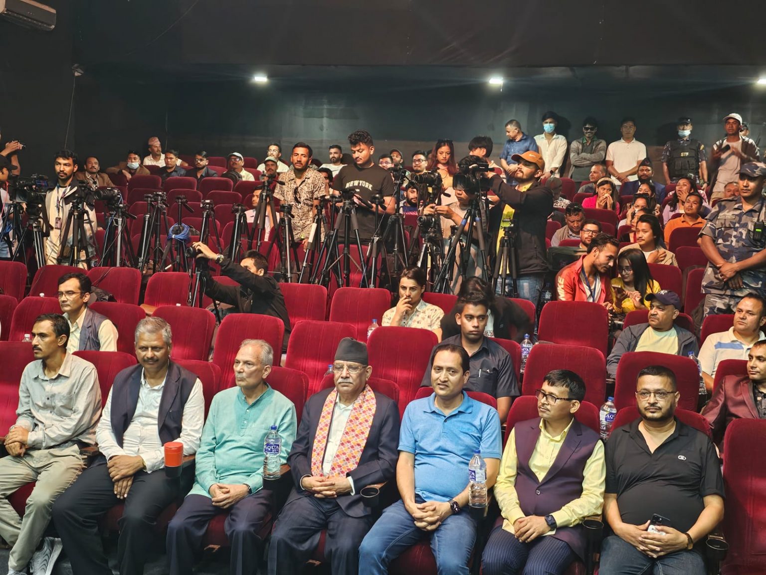 प्रचण्ड र बाबुरामले एउटै मञ्चबाट भने – जनयुद्ध आधुनिक नेपाल निर्माणपछिको सबैभन्दा ठूलो परिघटना हो