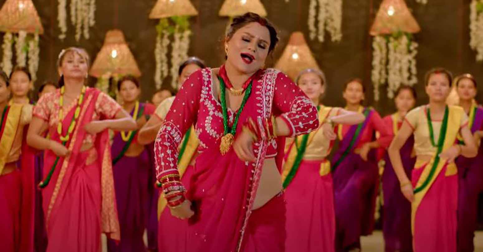 विष्णु माझीको मौलिक तीज गीत ‘आइन आमा यो तीजमा बढी हेरिएको/सुनिएको तीज गीतमा पर्न सफल