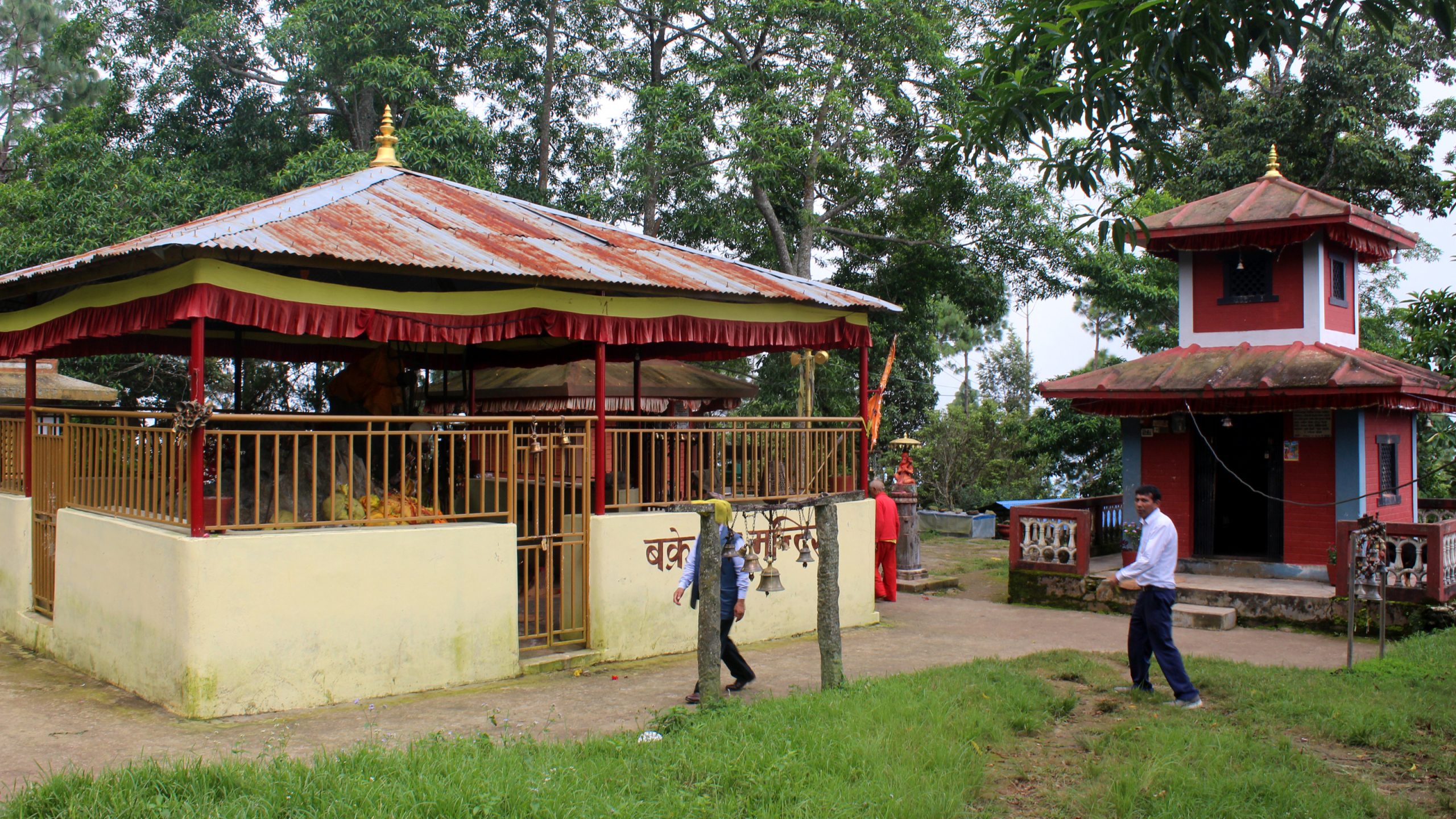 धार्मिक आस्थाको केन्द्र बन्दै बक्रेश्वर मन्दिर,बोल्न नसक्ने बालबालिकालाई मन्दिरको दर्शन गराए बोल्छन् भन्ने धार्मिक विश्वास