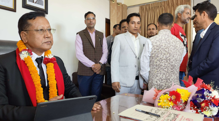 चलचित्र विकास बोर्डका अध्यक्ष डिसीद्वारा पदभार ग्रहण