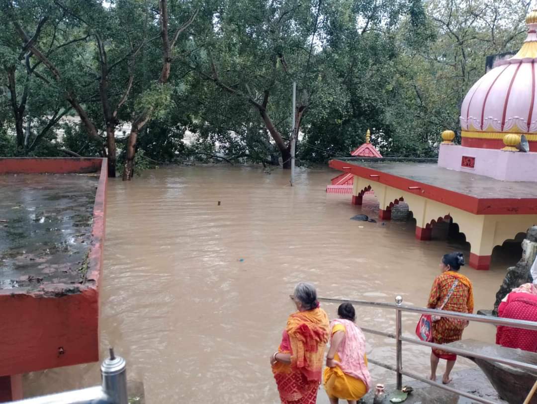 धार्मिक तीर्थस्थल देवघाटधाम बाढीको जोखिममा
