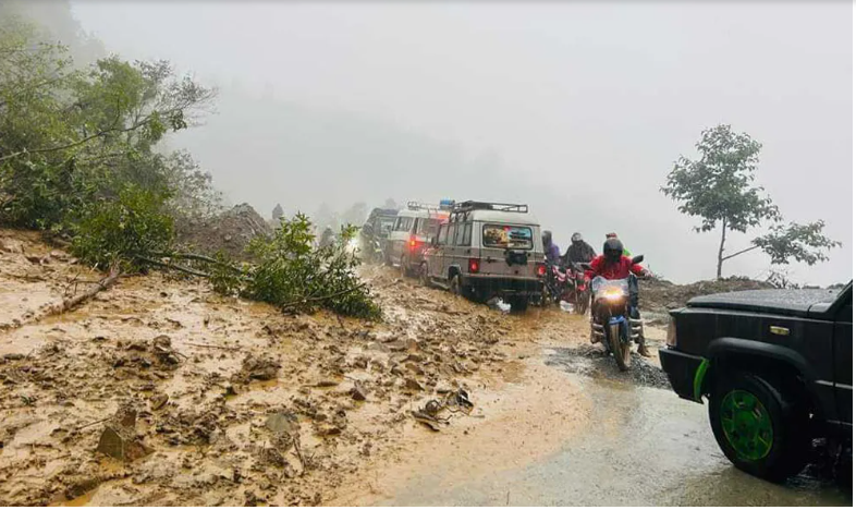 अवरुद्ध हेटौँडा–भैसे, सिमभन्याङ–पालुङ–नौबिसे, हेटौँडा–सिन्धुली–धरान चतरा सडक खुल्यो