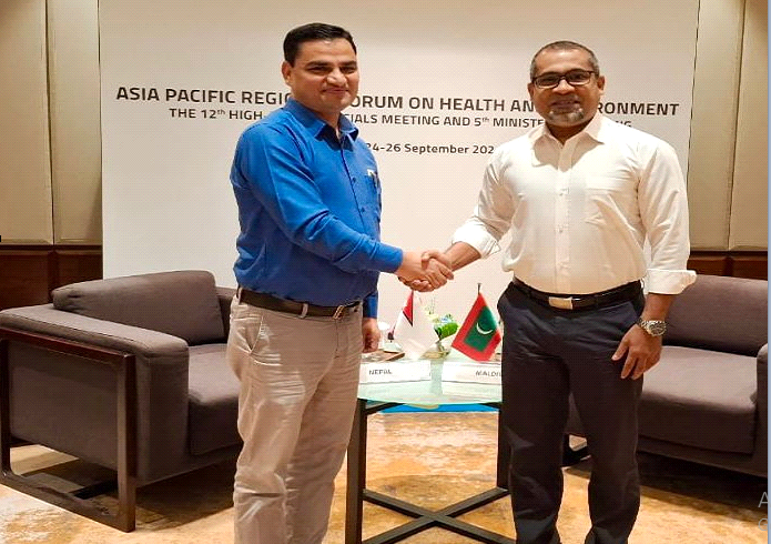 स्वास्थ्यमन्त्री पौडेल र माल्दिभ्सका स्वास्थ्यमन्त्री खलीलबीच भेट