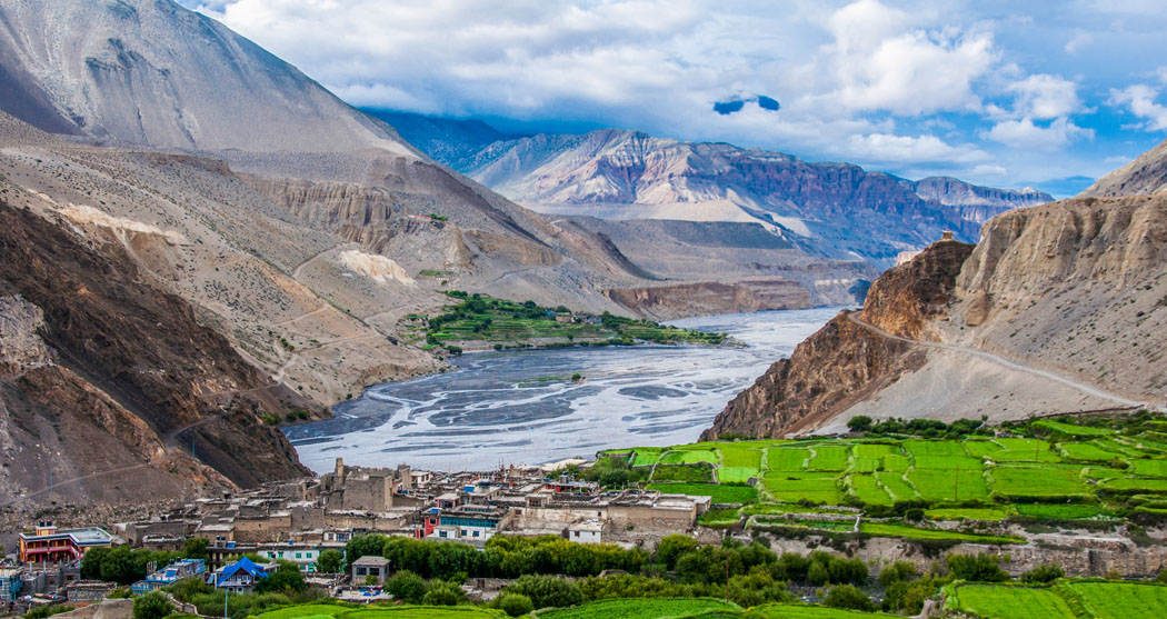 चिसो बढेसँगै माथिल्लो मुस्ताङको जनजिवन प्रभावित ,धाराको पानीमा हिउँ जम्ने थाल्यो