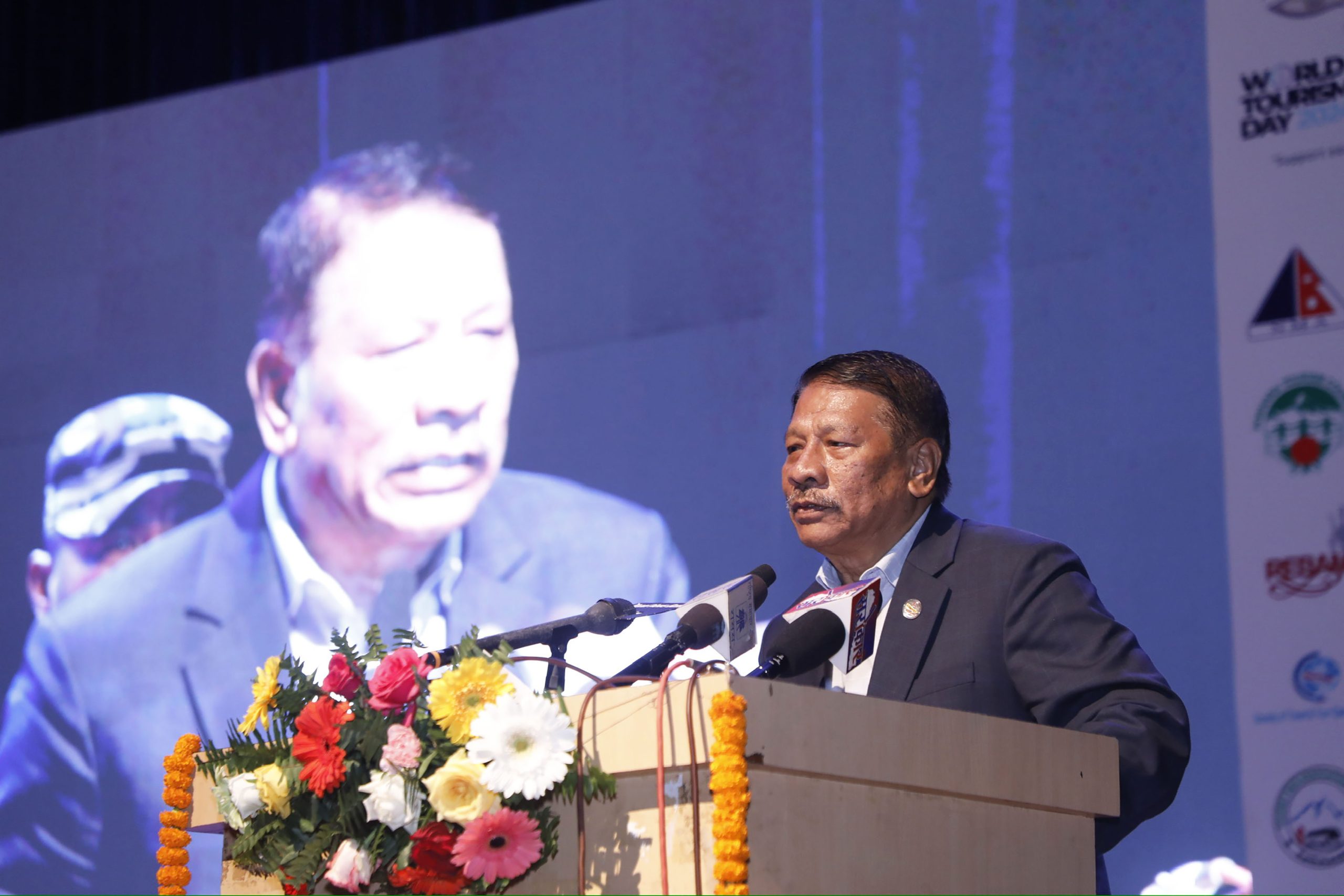 सरकारले पर्यटन क्षेत्रलाई सहज बनाउँदै लैजान्छः उपप्रधानमन्त्री सिंह