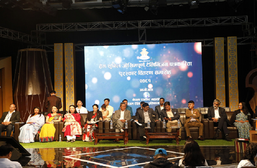 जोखिममा काम गर्ने पत्रकारको राज्यले संरक्षण गर्छ : मन्त्री गुरुङ