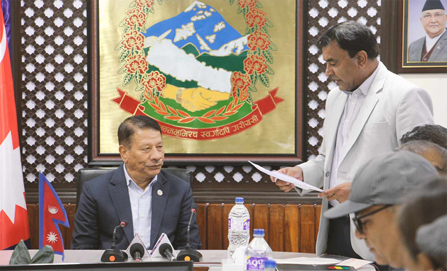 कालोबजारी नियन्त्रण गर्न एमालेले गरायो सरकारको ध्यानाकर्षण