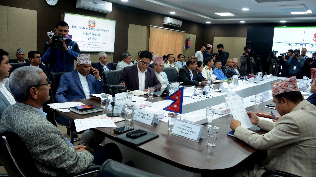 विपद् प्रभावित स्थानीय तहलाई राहत उपलब्ध गराइने