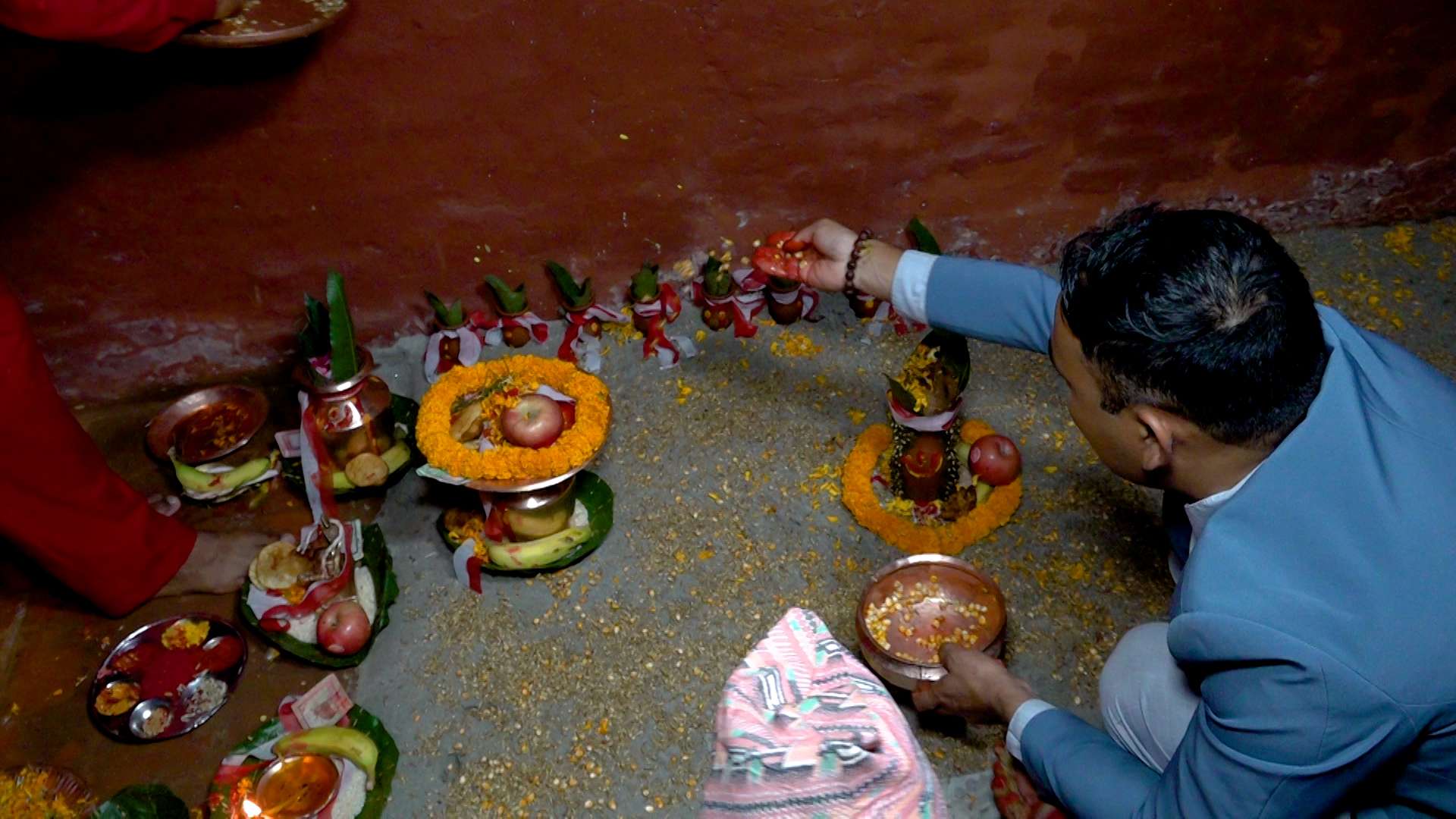 हनुमानढोकाको दशैंघरमा राखियो जमरा