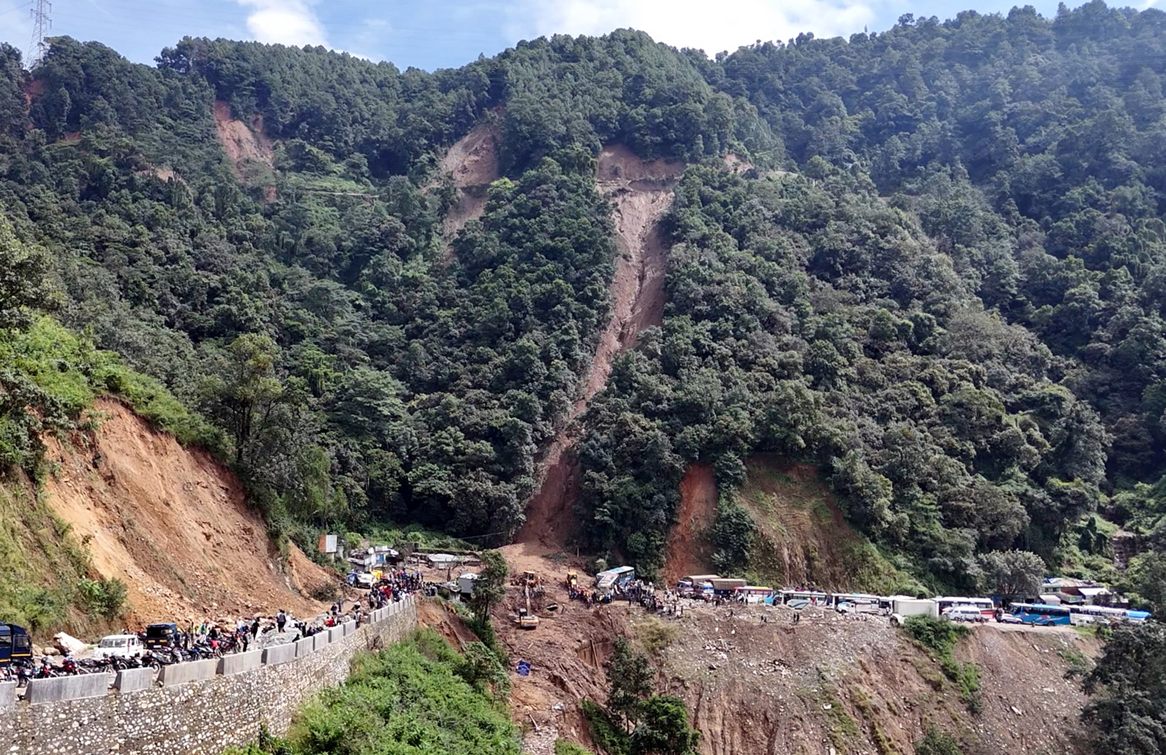 वसन्तको दिदीको बिहे गर्ने र भाइ पढाउने सपना झ्याप्ले खोलामा अस्तायो