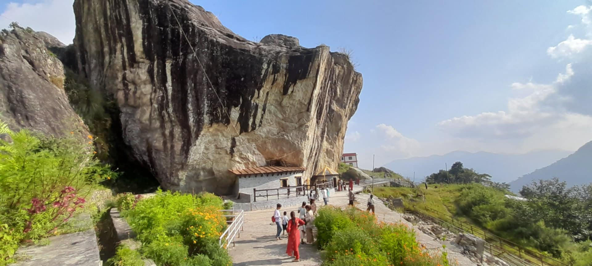 पर्वतको महाशिलामा सात करोडका पर्यटकीय पूर्वाधार निर्माण