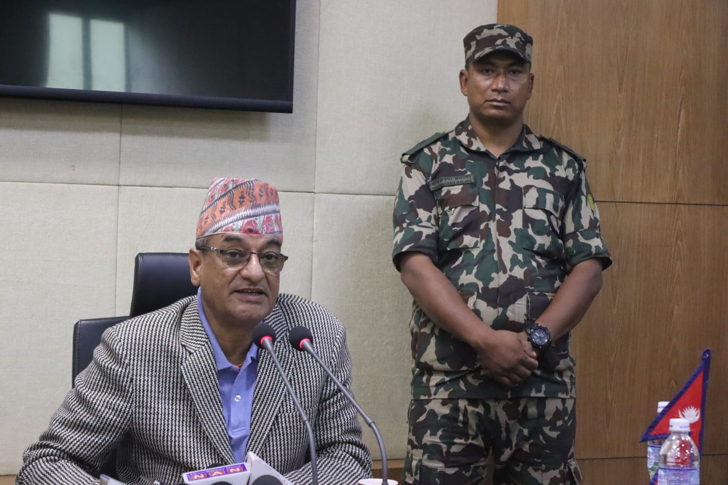 सरकारले विपद प्रभावित लाभग्राहीको नाम आएको तीन दिनभित्र अस्थायी आवासका लागि रकम दिने