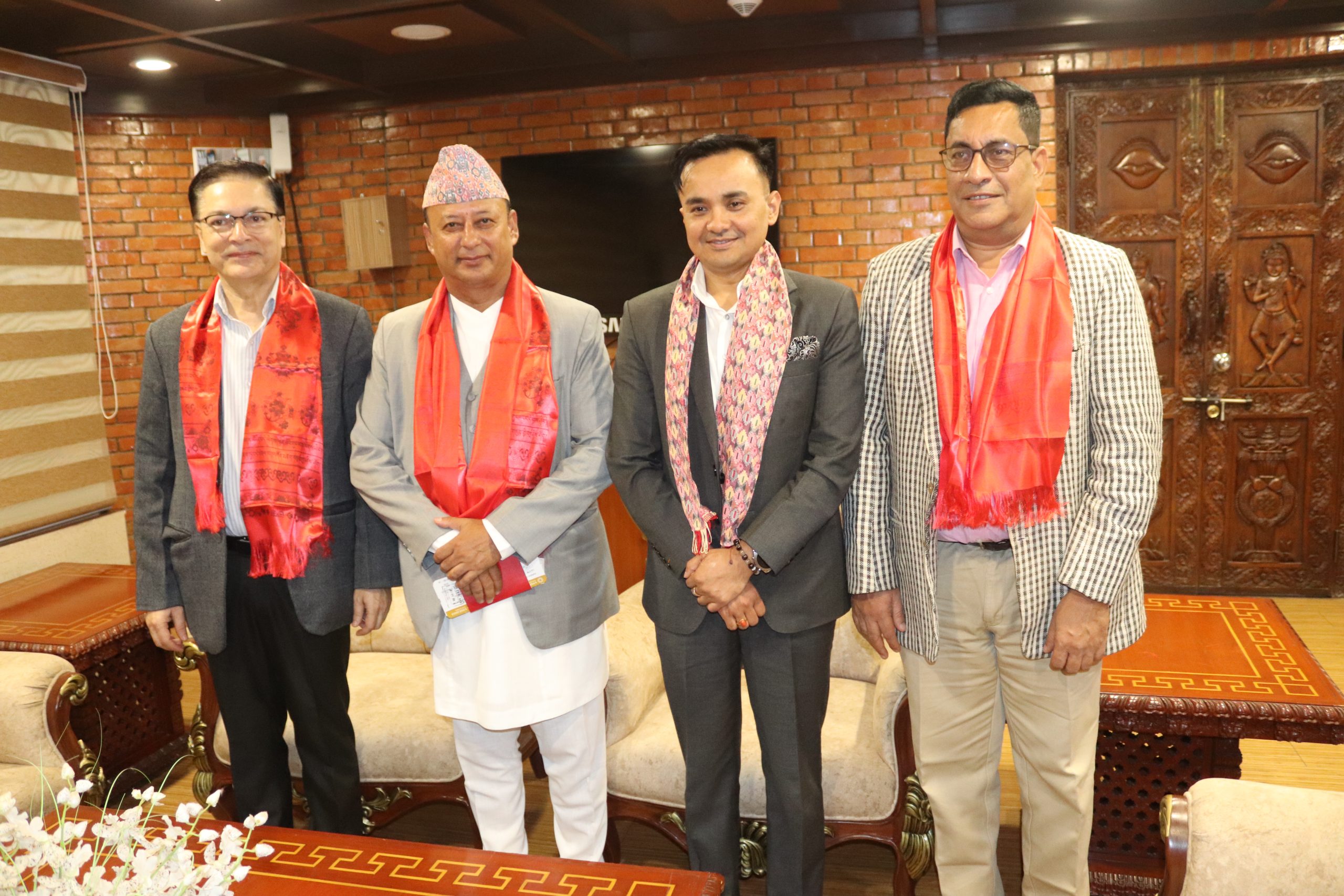 अन्तर्राष्ट्रिय सौर्य गठबन्धनको सम्मेलनमा भाग लिन ऊर्जामन्त्री भारत प्रस्थान