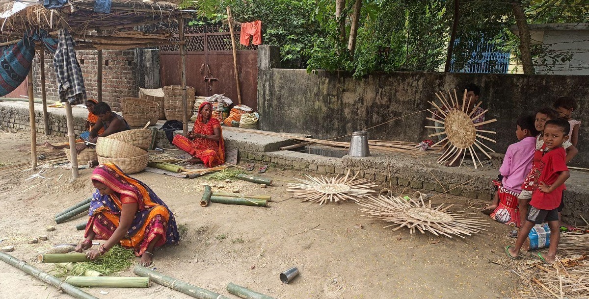 प्लाष्टिकका सामग्रीले पुर्ख्यौली पेसा संकटमा