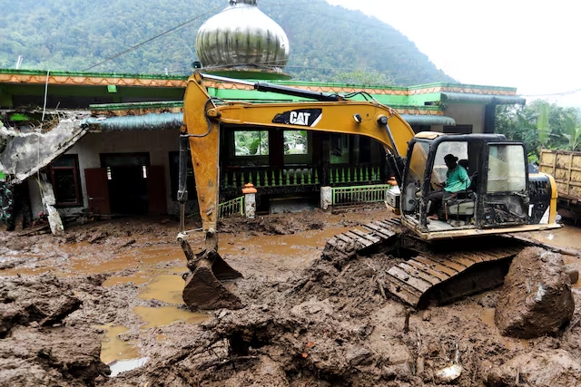इन्डोनेसियाको उत्तरी सुमात्रामा भूस्खलन, २७ जनाको मृत्यु