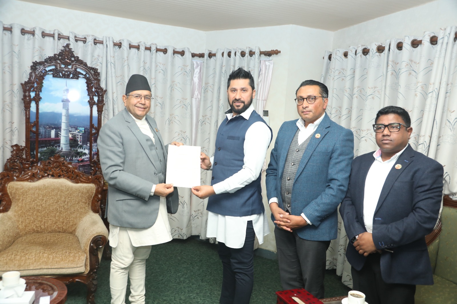सांसद पद निलम्बन फुकुवाका लागि रविद्वारा सभामुखलाई निवेदन