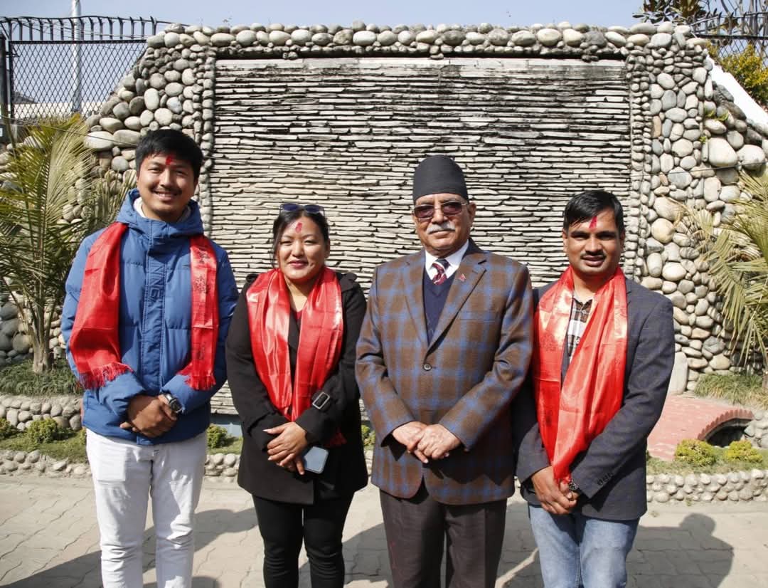 गलत कृयालापविरूद्ध उत्रिन अखिल क्रान्तिकारीका नवनिर्वाचित पदाधिकारीलाई प्रचण्डको आह्वान