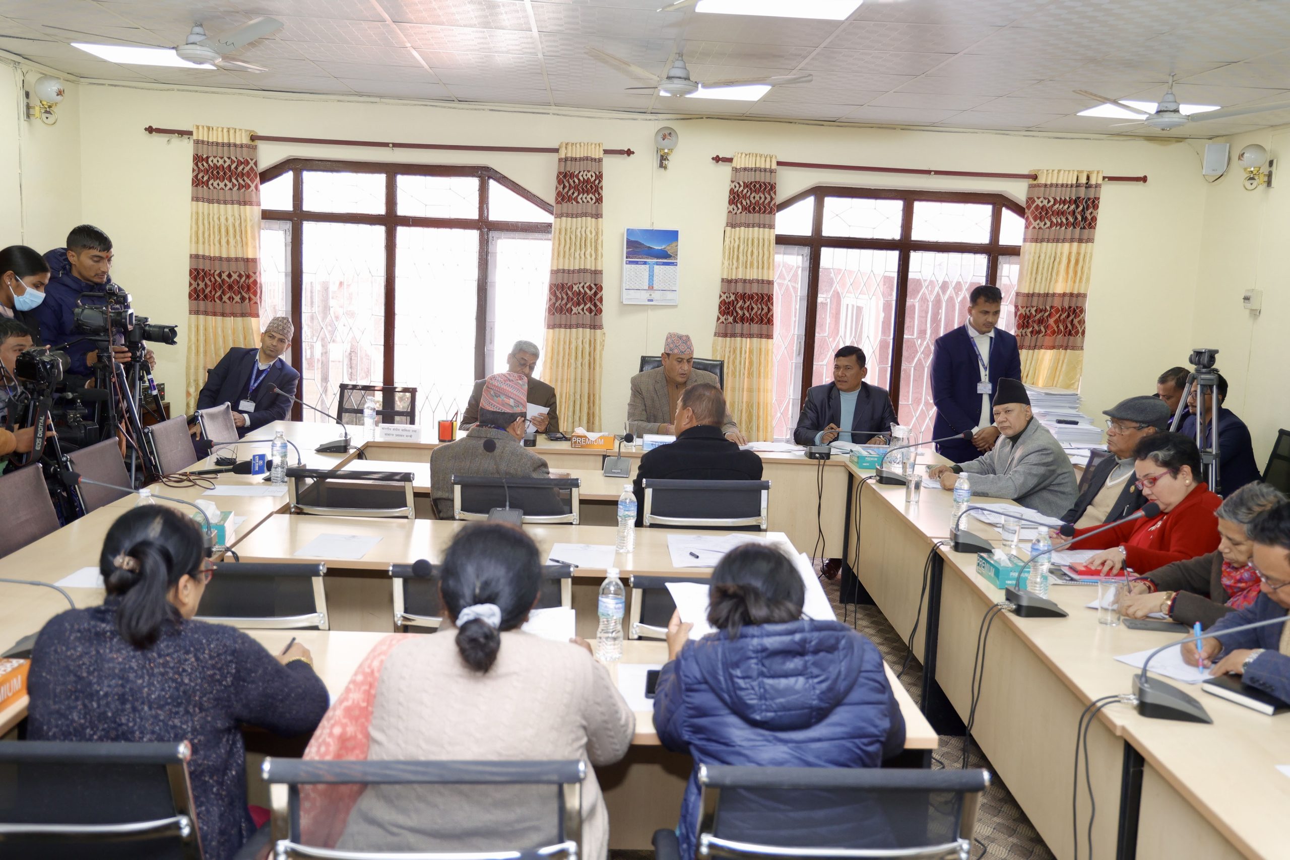 राज्य व्यवस्था समितिमा सांसद थानी र सभापति खतिवडाबीच नोकझोक