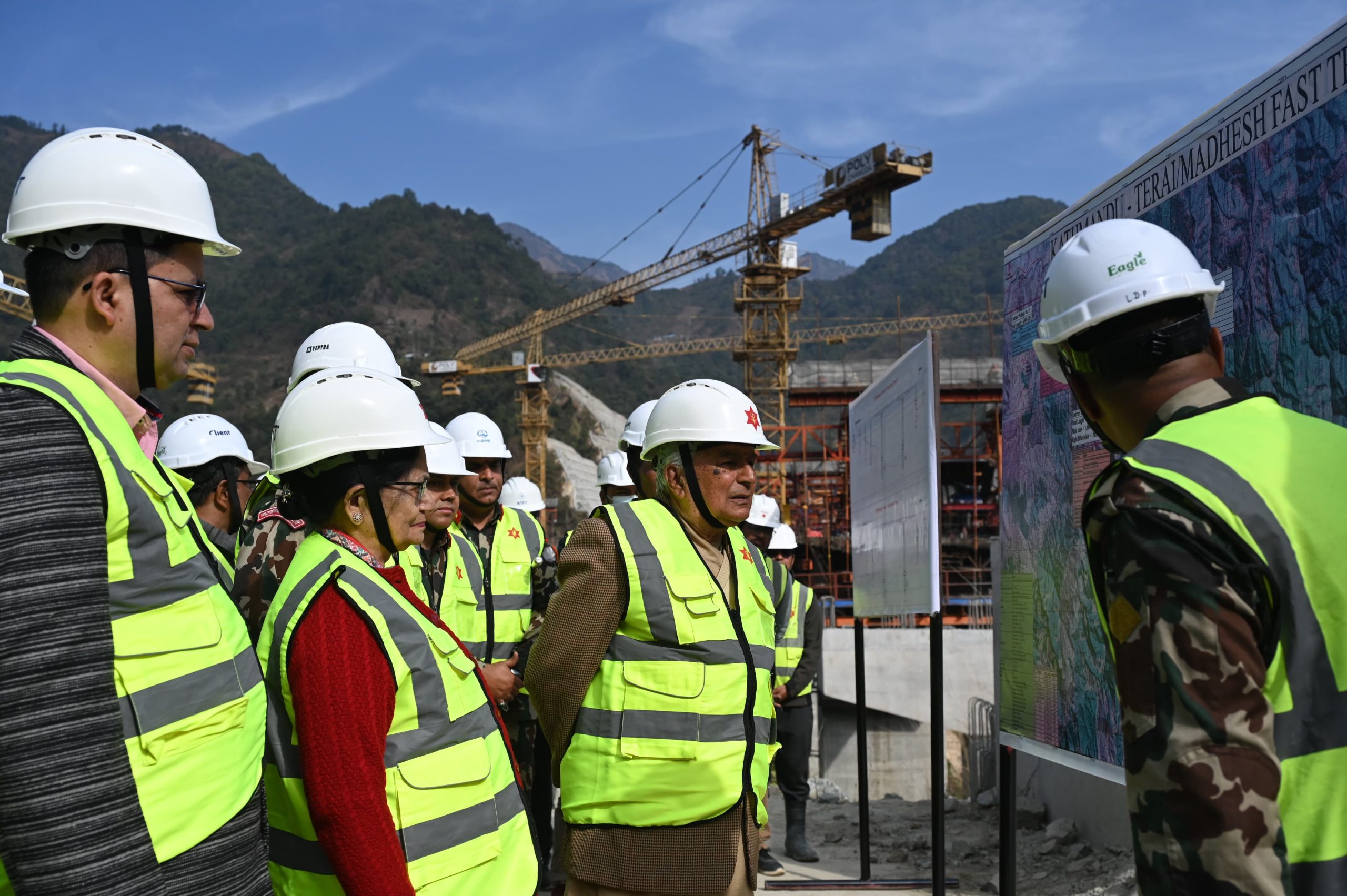 राष्ट्रपति पौडेलद्वारा काठमाडौँ–तराई द्रुतमार्गको निरीक्षण