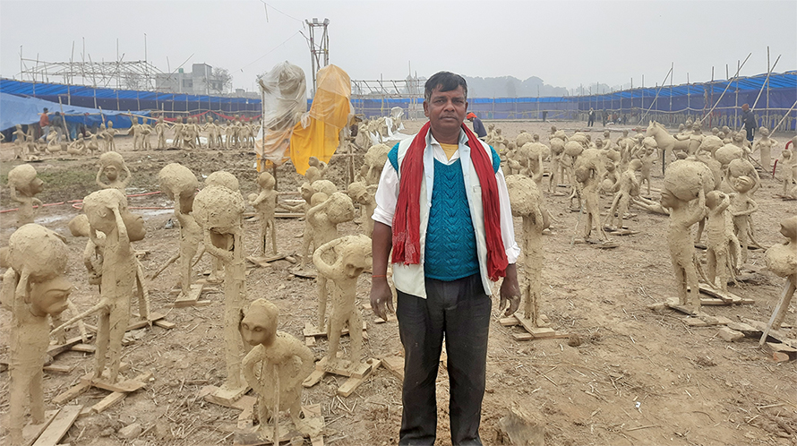 मूर्तिकार बलिराम पण्डितको जोशजाँगरः जसले महायज्ञका लागि बनाउँदैछन् १०११ मूर्ति