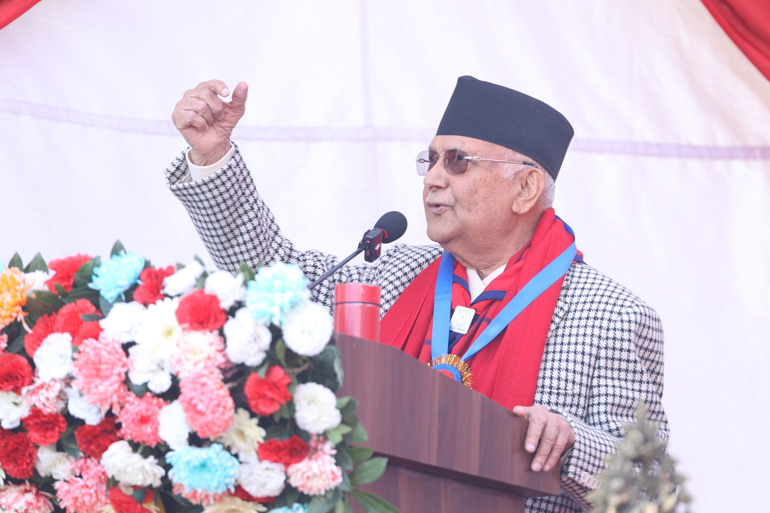 सरकार ढल्यो भनेर कसैले छाति पिट्नु र बिलौना गर्नुको कुनै अर्थ छैनः प्रधानमन्त्री ओली