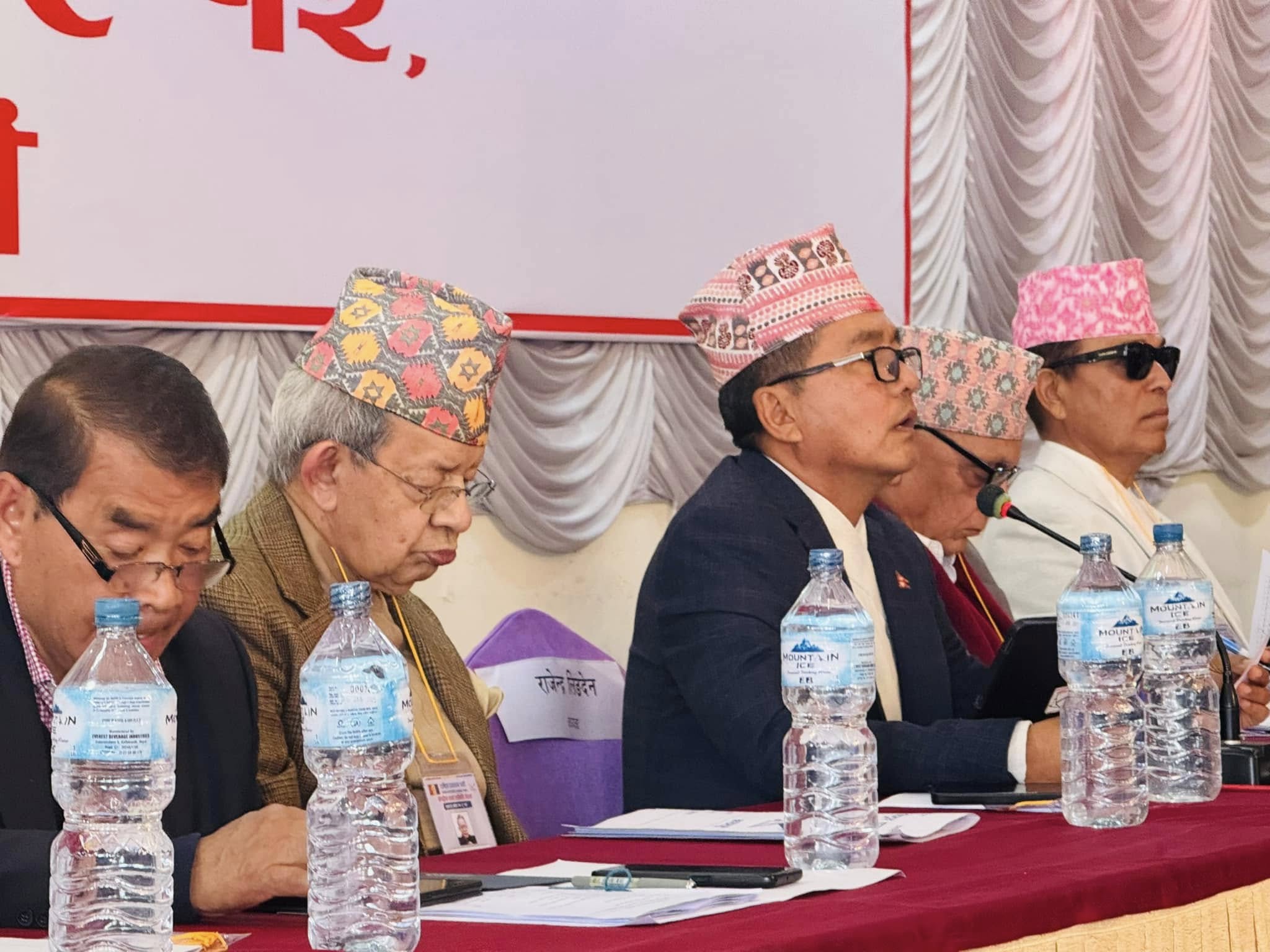 लिङ्देन किन भए सडक आन्दोलन गर्न बाध्य ?