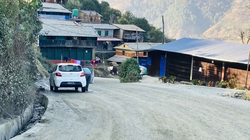 ट्र्याक खुलेको २४ वर्षपछि बागलुङ बजारदेखि सिगाना पुग्ने सडक स्तरोन्नति हुँदै