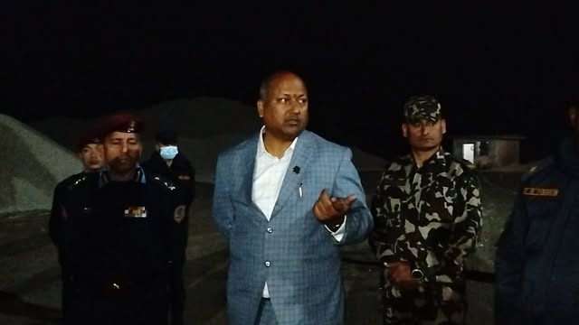 अवैध दोहन आशङ्कामा क्रसर उद्योगमा मुख्यमन्त्री सिंहको अनुगमन