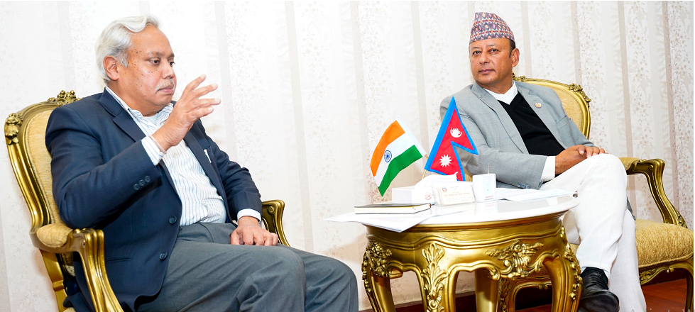 ऊर्जामन्त्री खड्कासँग भारतीय राजदूतको शिष्टाचार भेट