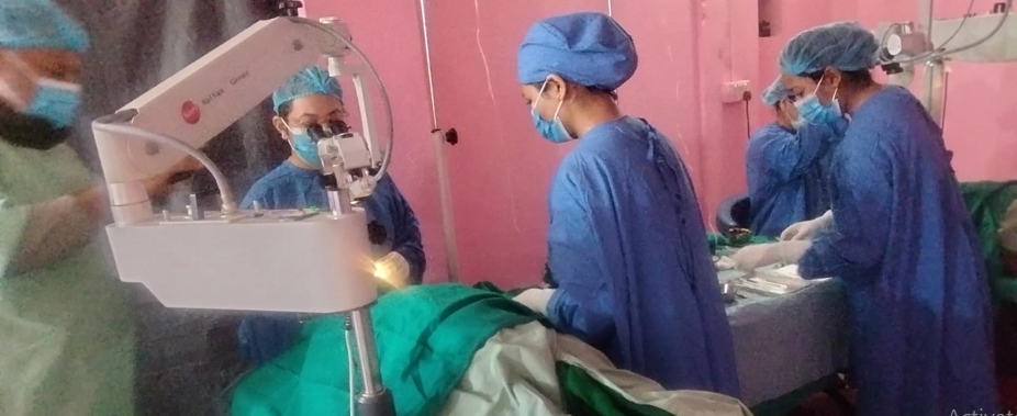 आँखा शिविरमा पहिलो दिन नै ४० जनाको शल्यक्रिया