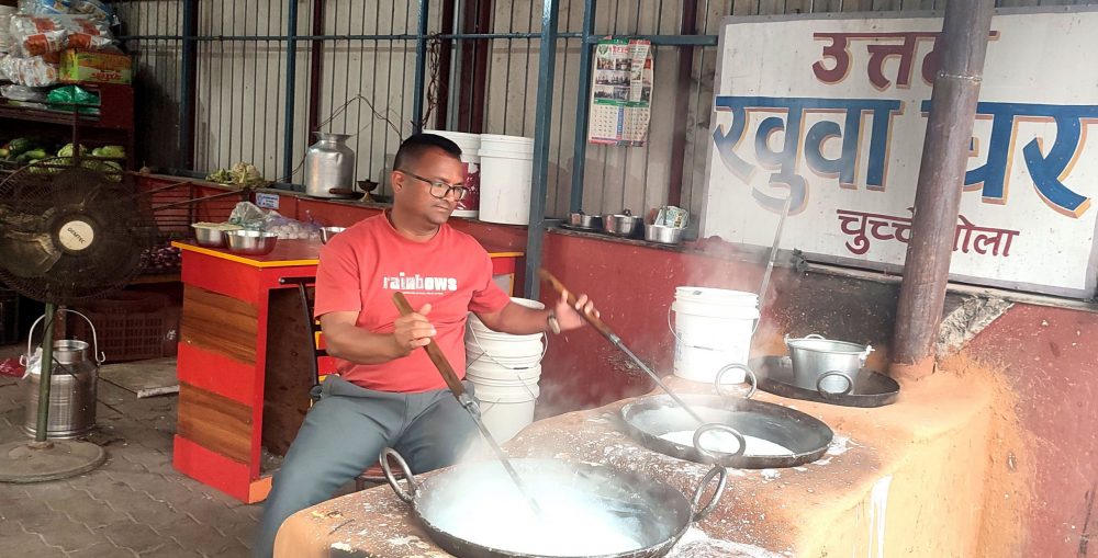 खुवा बिक्री गरेर मासिक एकलाख आम्दानी