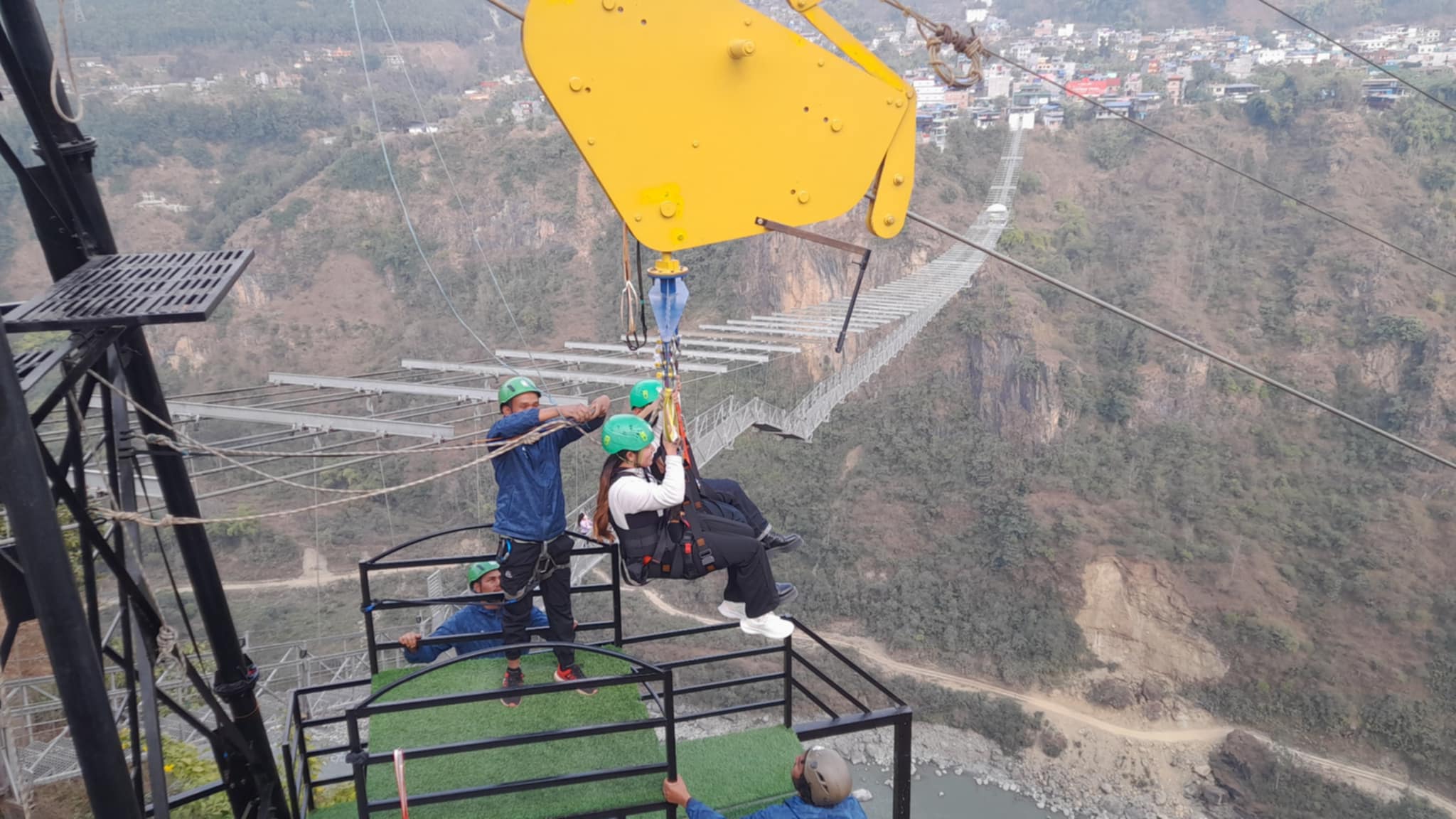पर्वतको कुश्मामा विश्वकै लामो र अग्लो ‘मेगाट्रोल’ सञ्चालनमा