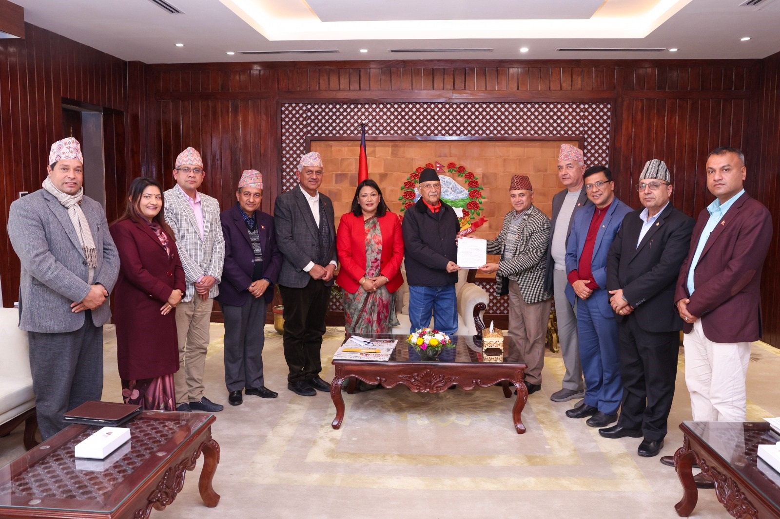 प्रधानमन्त्रीसमक्ष सहकारीसम्बन्धी अध्यादेश परिमार्जन गर्न एमालेको सुझाव