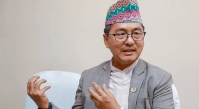 राजा ल्याउने सपना एकैपटक पूरा हुँदैन् :  अध्यक्ष लिङदेन